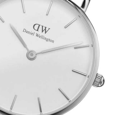 Daniel Wellington Petite Sterling DW00100220 - Orologio da donna - Italianfashionglam - a