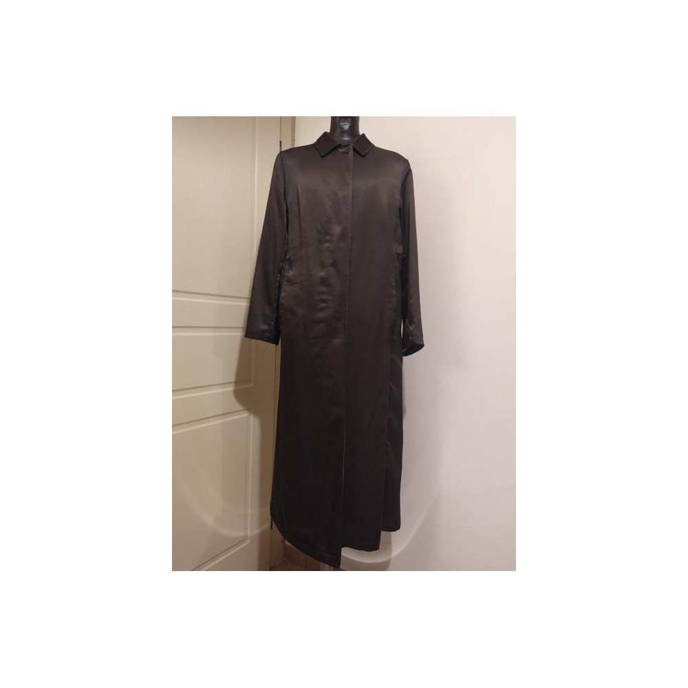 A - lo spolverino impermeabile da donna marrone scuro Italianfashionglam A - lo spolverino impermeabile da donna marrone scuro Italianfashionglam