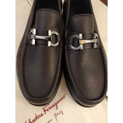 Salvatore Ferragamo mocassino chic uomo in pelle marrone - Italianfashionglam