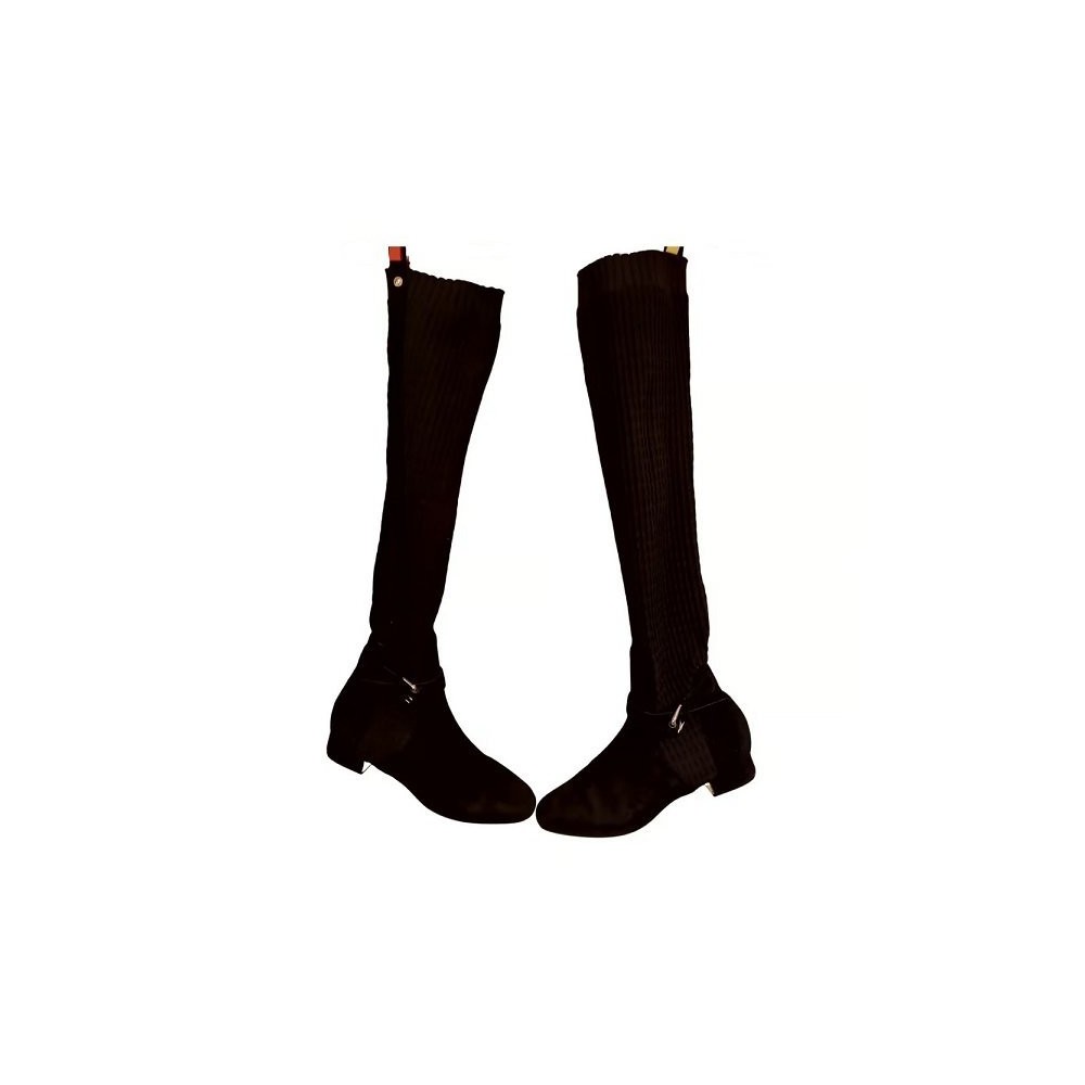 Massimo Dutti - Stivali glam da donna in suede e maglia nera - Italianfashionglam Massimo Dutti - Stivali glam da donna in suede e maglia nera - Italianfashionglam