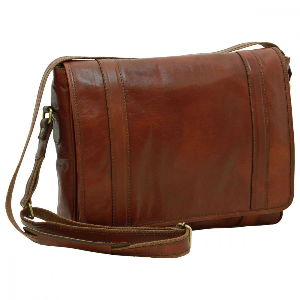 Borsa a tracolla messenger da uomo in pelle marrone. Italianfashionglam Borsa a tracolla messenger da uomo in pelle marrone. Italianfashionglam