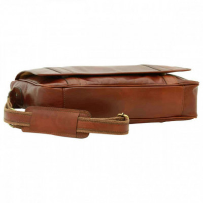 Borsa a tracolla messenger da uomo in pelle marrone. Italianfashionglam