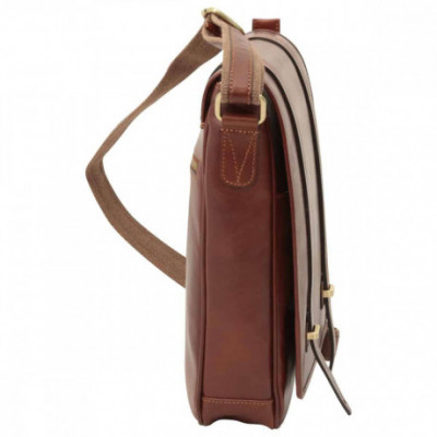 Borsa unisex tracolla messenger in vera pelle di vitello color marrone. Italianfashionglam