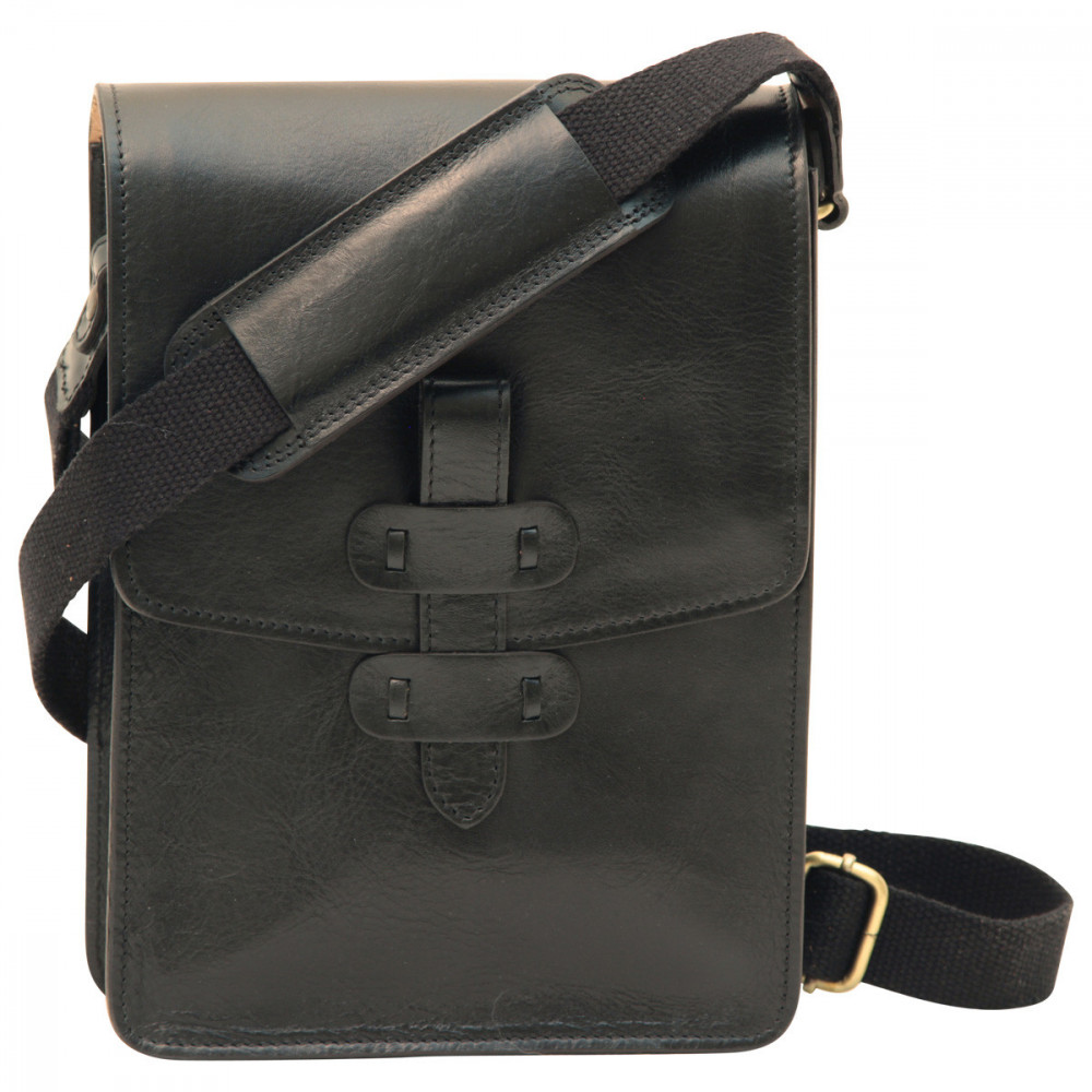 Borsa unisex a tracolla messenger in vera pelle di vitello morbida color nero. Italianfashionglam Borsa unisex a tracolla messenger in vera pelle di vitello morbida color nero. Italianfashionglam