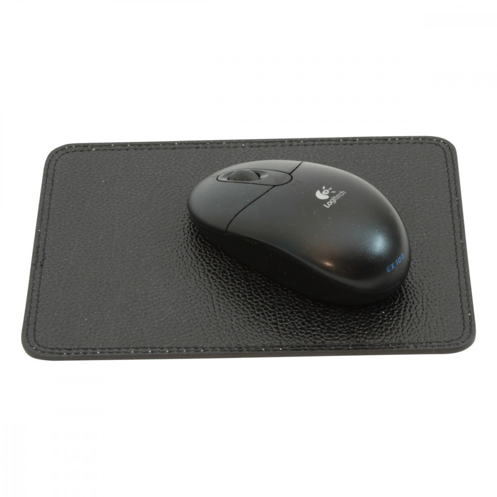 Tappetino mouse pad in vera pelle di vitello morbida nero. Italianfashionglam Tappetino mouse pad in vera pelle di vitello morbida nero. Italianfashionglam