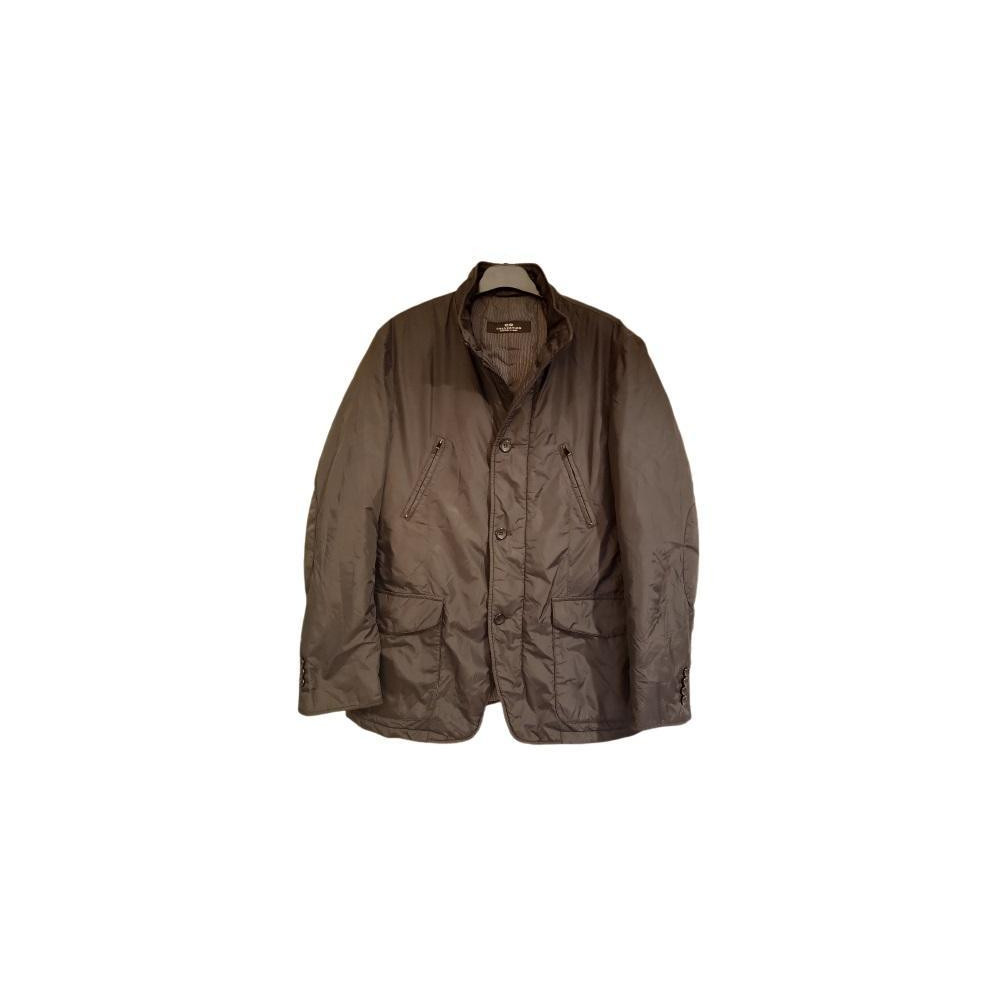 Corneliani - Giacca da uomo in tessuto impermeabile nero. Italianfashionglam Corneliani - Giacca da uomo in tessuto impermeabile nero. Italianfashionglam