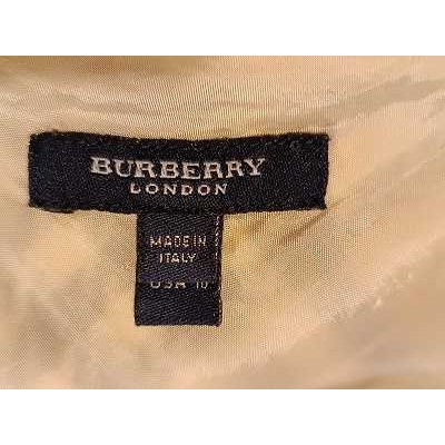 Burberry - Gonna check in pura lana vergine colore beige. Italianfashionglam