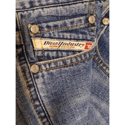 Diesel - Blue jeans vintage da donna in cotone a zampa - Italianfashionglam
