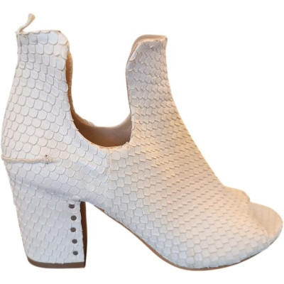 Manufacture d'essai - Stivaletti da donna in pelle bianco. Italianfashionglam