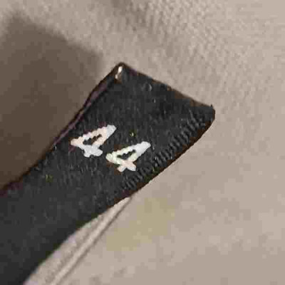 Liviana Conti - Pantalone da donna a carota in lana color beige. Italianfashionglam