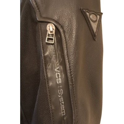 Revit - Giacca tecnica da motociclista in vera pelle nera - Italianfashionglam