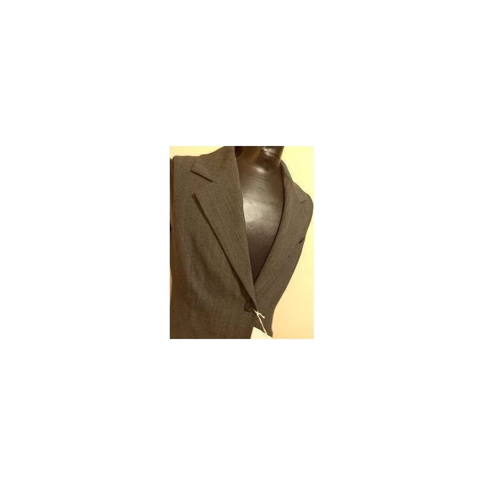 GIACCA-DONNA-ELEGANTE-LANA-SENZA-MANICHE-GUESS-LOOK-PARTICOLARE-INSOLITO-GLAMOUR- GIACCA-DONNA-ELEGANTE-LANA-SENZA-MANICHE-GUESS-LOOK-PARTICOLARE-INSOLITO-GLAMOUR-