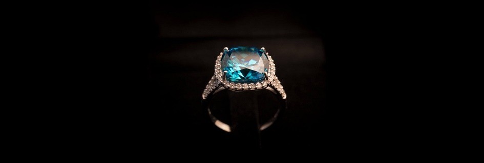 Gli anelli artigianali da donna il luxury made in Italy